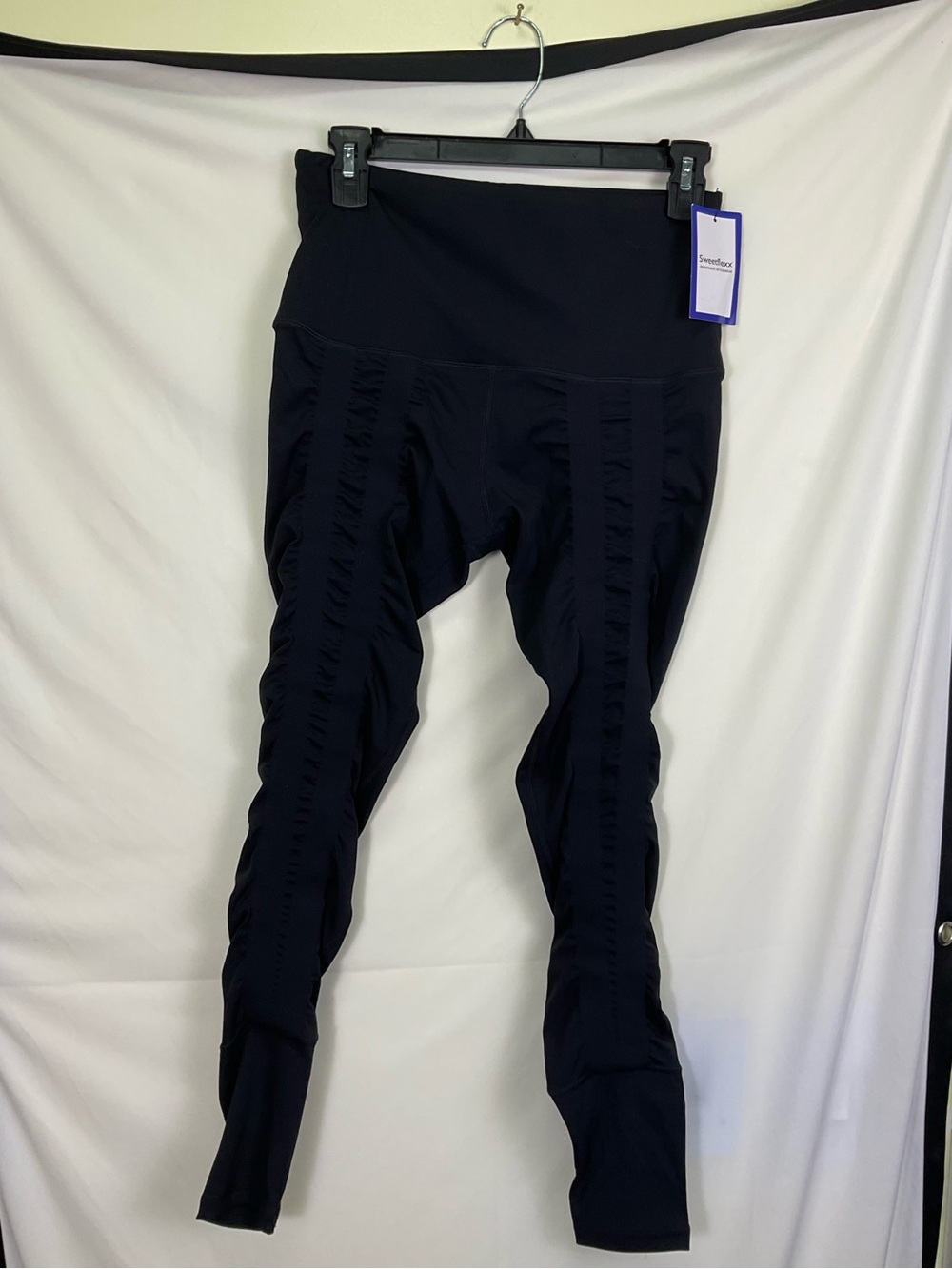 Sweetflex High-Rise Resistance Capri Leggings - Black